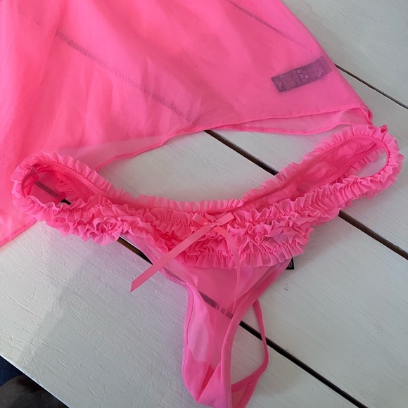 La SENZA Vibrant Pink Sheer Chemise - Picture 5 of 9